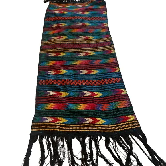 Vintage Colorful Table Runner - Picture 2 of 8